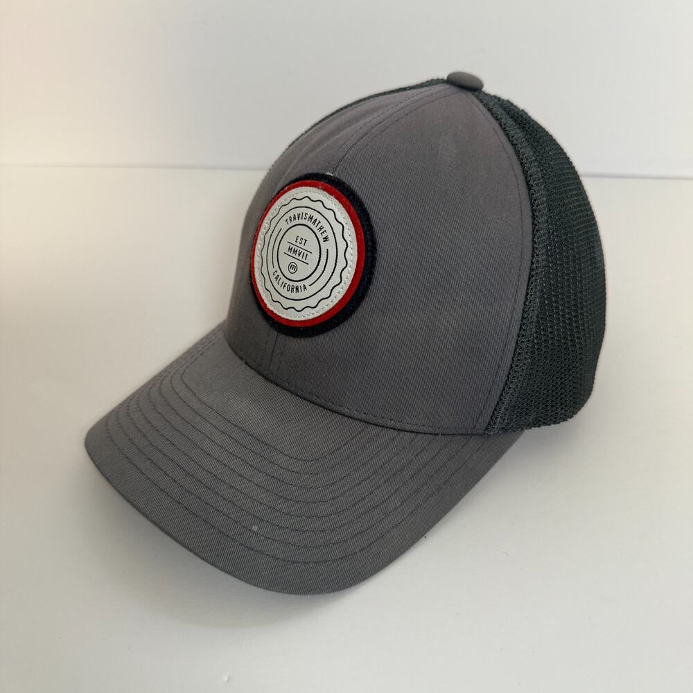 Travis Mathew Trucker Hat Mens Black Gray Snapback Adjustbale Mesh Flex Fit Golf